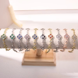 <span class=keywords><strong>Bracciale</strong></span> con Charm Personalizzato <span class=keywords><strong>per</strong></span> la <span class=keywords><strong>Festa</strong></span> <span class=keywords><strong>della</strong></span> <span class=keywords><strong>Mamma</strong></span> in Acciaio Inox Placcato Oro 18k con Catena Regolabile <span class=keywords><strong>per</strong></span> Innamorati - Product Image 2