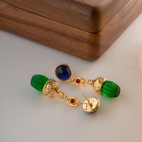Nouvelle conception 2024, boucles d'oreilles en laiton vintage, bijoux en verre vert, boucles d'oreilles à clous en résine verte, boule de pastèque, boucles d'oreilles pour femme