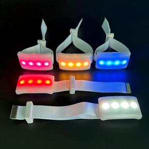 Bracelet Lumineux <span class=keywords><strong>LED</strong></span> Scintillant Style Romantique Portable, le Plus Populaire, pour Fêtes et Événements, Télécommande 433 MHz - Product Image 1