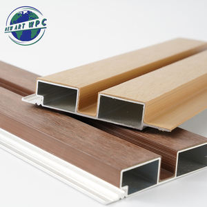 Tableros de panel compuesto de aluminio fuerte para aplicaciones de revestimiento de techos y paredes exteriores - Product Image 1