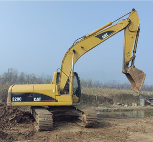 Excavatrice d'occasion Cat 320c de 20 tonnes en excellent état et en utilisation active - Product Image 3