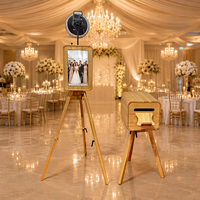 Dubbelzijdige retro houten fotohokje 18,5" touchscreen ingebouwde pc iPad DSLR camera RGB verlichting bruiloft feest evenementenverhuur