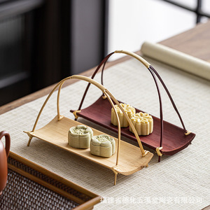 Expositor de repostería de inspiración zen china, plato de repostería de bambú hecho a mano, adecuado para uso doméstico en la sala de estar, para aperitivos y - Product Image 1