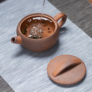 Théière en céramique vintage, en grès, en terre cuite ancienne, en grès Han, théière à main, théière Kung Fu, trompette à thé, théière simple - Product Image 3