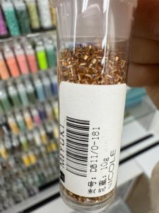 10 grammes de <span class=keywords><strong>perles</strong></span> de verre <span class=keywords><strong>Miyuki</strong></span> Delica japonaises originales, couleurs assorties, taille <span class=keywords><strong>11</strong></span>/<span class=keywords><strong>0</strong></span>, pour la fabrication artisanale de bracelets, colliers et boucles d'oreilles - Product Image 5