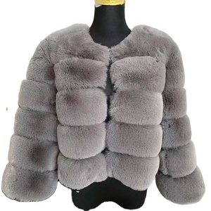 2022 nouveautés manteau d'hiver personnalisable pour les femmes moelleux imperméable fourrure de renard tissé matériel couleurs personnalisées - Product Image 1