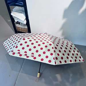 Paraguas Plegable de 3 Secciones con Diseño de Puntos, Estilo Francés, Mango de Madera, Revestimiento Negro, Protección UV, Impermeable y Portátil - Product Image 3