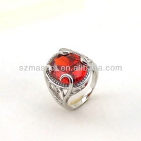 Bijoux de mode Bijoux pour femmes Bague rubis rectangulaire Charme pour femmes Bijoux de fête haut de gamme S925 en argent Sterling 5*7mm