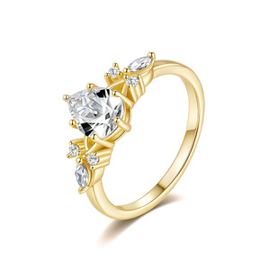Anillo de Compromiso de Moissanita Chapado en Oro de 18K para Mujer, Corte Pera, Estilo Corona, Engaste de Garras, Anillo de Boda Romántico - Product Image 1