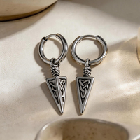 Boucles d'oreilles pendantes triangulaires celtiques en acier inoxydable 316L pour hommes, bijoux créoles gothiques avec pendentif nœud moulé, gamme de produits REACH