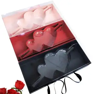 2023 नए डिजाइन कपड तीर आकार आयताकार उपहार बॉक्स वैलेंटाइन डे के लिए पीवीसी कवर के साथ गुलाब का फूल बॉक्स