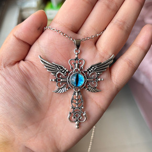 Collares con Colgante en Forma de Cruz con Alas de Demonio y Ojo de Diablo Azul Creativo para Hombres y Mujeres, Regalos de Joyería - Product Image 2
