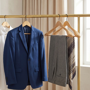 Cintres de luxe <span class=keywords><strong>en</strong></span> bambou à épaules larges de 5,5 cm, cintres <span class=keywords><strong>en</strong></span> bois profilés pour la conservation de la forme des manteaux et vestes - Product Image 2