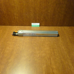 Yeni Orijinal Hazır Stokta BTL5-T110-M020-0-<span class=keywords><strong>P</strong></span>-S1023 Endüstriyel Otomasyon PAC Özel PLC Programlama Kontrol Cihazı - Product Image 1