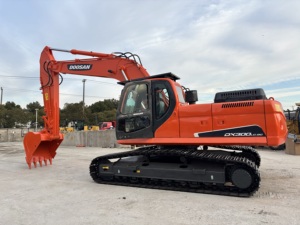 Ready Ship Doosan DX300 Excavator 100% Original 30.2TON Capacité Core Engine Motor Gear Bearing Made Shanghai Chine Corée - Product Image 2