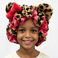 Bonnet de nuit en gros pour enfants, extérieur en peluche, intérieur en satin, bord festonné, nœud, oreilles d'ours, 28 cm de diamètre, assortiment de six couleurs pour filles