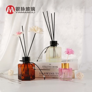 YINMAI Máy Khuếch Tán Hương Thơm Sang Trọng Tùy Chỉnh Hương Thơm Hình Lục Giác 200Ml Kèm Gậy Mây - Product Image 1