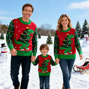 Pull de Noël personnalisé pour femme, col rond, jacquard tricoté, à manches longues, pour la famille - Product Image 3