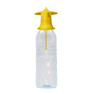 Trampa Portátil de Feromonas Sexuales para la Mosca de la Fruta Usada con Botella de Agua Desechable Adecuada para la Captura Masiva de Moscas - Product Image 3