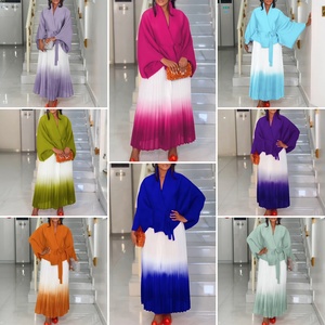 Conjunto de Falda Miayki C8610 de Alta Calidad, Color Degradado, Cárdigan Holgado con Lazo y Falda Larga Plisada, Conjunto de Dos Piezas para Otoño para Mujer - Product Image 2