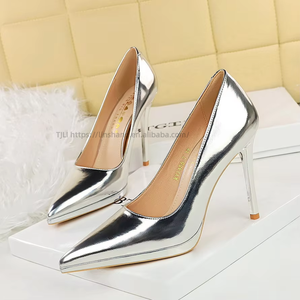 Escarpins de luxe en cuir verni marron nude, élégants, à nœud papillon, bout pointu, talons aiguilles pour femme - Product Image 1