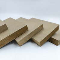 Panneau brut flexible en MDF mélaminé UV JIS 18 mm, personnalisé, pour armoires, meubles, revêtements de sol et plinthes OEM/ODM
