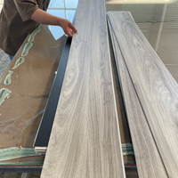 Wasserdichter Pisos Pvc Vinilico Spc Bodenbelag 4mm-6mm Boden Vinyl Kunststoff Holzmaserung Spc Click Floor ing