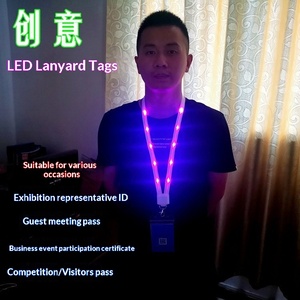 Lanyards Luminosos LED de Nailon Reutilizables y Duraderos al por Mayor para Graduaciones, Ramadán, Acción de Gracias, Eventos Comerciales, Ferias y Visitantes - Product Image 4