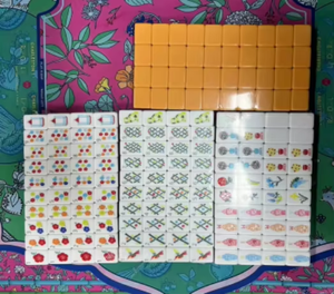 Set Mahjong Americano <span class=keywords><strong>di</strong></span> Lusso Moderno Elite a 4 Strati Arancione Tramonto, in Acrilico Premium, con <span class=keywords><strong>Cane</strong></span> Spaniel in Vaso da Giardino per Intrattenimento - Product Image 6