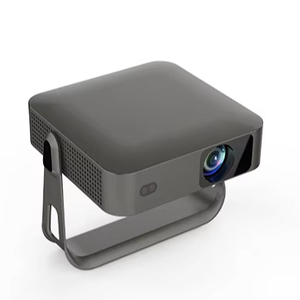Mini proyector inteligente con Android 13 Auto Focus 1080P y decodificación 4K Diseño sellado portátil para la máxima proyección de video - Product Image 1