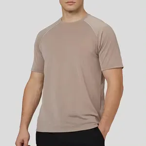 Camiseta Raglan de manga curta personalizada para homens, camiseta esportiva de ginástica leve e leve com listras reflexivas e mistura de algodão e poliéster