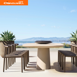 Ensemble de jardin rustique extérieur de style moderne et luxueux avec jardinière en terre cuite pour la plantation et la décoration. - Product Image 6