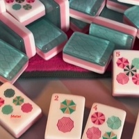 Juego de Mahjong Americano de Acrílico con Patrón de Hojas Verdes Leti, Empaque de Consulta, Set de Regalo para el Hogar, Fichas para Mezclar a Mano, Alta Calidad