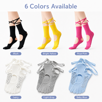 Chaussettes de Pilates et de ballet antidérapantes pour femmes, à bout ouvert, avec sangles en ruban, pour la danse, le fitness et l'entraînement de barre
