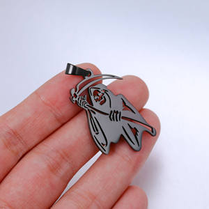 Pendentif gothique notre dame de la sainte mort en acier inoxydable, Protection étanche, collier pour hommes - Product Image 6