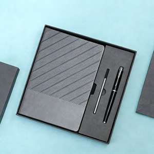 Individuelles Logo Luxuriöses Weiches PU-Leder A5 Notizbuch Geschenkset mit Stift-Nachfüllpack für Büro, Geschäft und Muttertag - Product Image 3