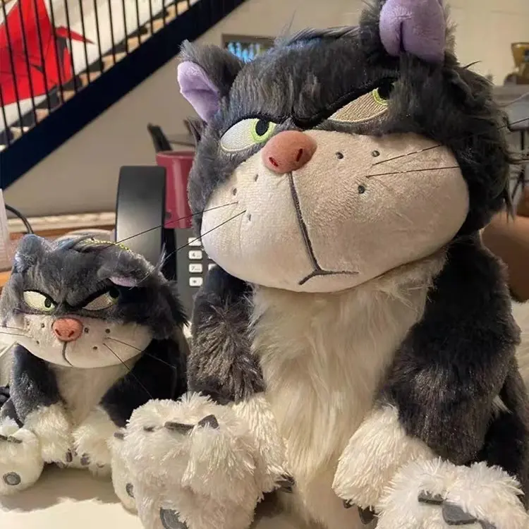 Diskon besar mainan mewah kucing boneka hewan kartun anak lembut hadiah bantal lucu boneka kucing Lucifer
