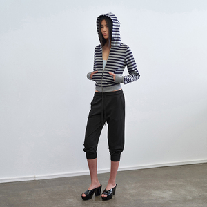 Walking "spalla <span class=keywords><strong>felpa</strong></span> a righe corte <span class=keywords><strong>con</strong></span> <span class=keywords><strong>cappuccio</strong></span> <span class=keywords><strong>con</strong></span> sfondo grigio <span class=keywords><strong>e</strong></span> strisce <span class=keywords><strong>blu</strong></span> nascoste - Product Image 5