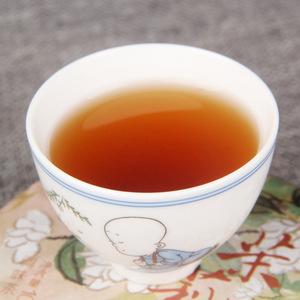 Petit gâteau de <span class=keywords><strong>thé</strong></span> Yunnan, variété à grandes feuilles, <span class=keywords><strong>thé</strong></span> Pu'er au <span class=keywords><strong>jasmin</strong></span> compressé, apaisant pour le corps et l'esprit - Product Image 5