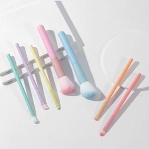 ชุดแปรงแต่งหน้ามาการองสีสันสดใส 7 ชิ้นแปรงทาแป้งฝุ่น อายแชโดว์ เครื่องมือเสริมความงาม - Product Image 3
