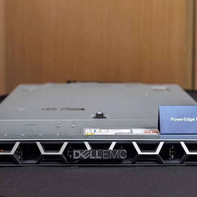 Factory Price Original R6615 AMD EPYC 9454 2.75GHz 8SFF Hard Drive Rack Server 64GB Memory China Origin in Stock