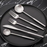 Ensemble de couverts de luxe en acier inoxydable 304 poli miroir, style nordique, personnalisable avec logo, résistant au lave-vaisselle et écologique, pour fêtes de mariage