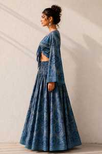 Women's Boho Paisley Silk Two-Piece Set Sleeveless Crop <b>Top</b> Floor-Length Skirt Natural Waist A-Line Silhouette Bohemian Resort - Product Image 3