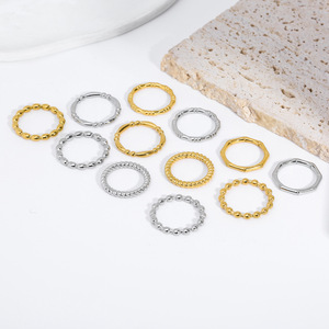 Bague de phalange minimaliste en acier inoxydable inaltérable plaqué or 18 carats PVD, motif bambou, pour femme - Product Image 2