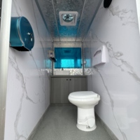 Toilettes mobiles de luxe personnalisées, conteneur portable extérieur, remorque mobile