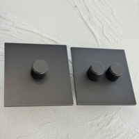 Prise murale double universelle 13A gris Mkee Ahome 146 avec ports USB-C, interrupteur moderne 86 en acier inoxydable pour prises françaises, européennes et allemandes