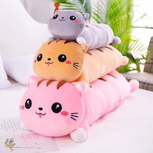 Nhà Máy Bán Buôn Siêu Mềm Dài Gối Đồ Chơi Dễ Thương Mèo Con Mèo Sang Trọng Búp Bê Thêu Cho Trẻ Em Của Sinh Nhật Đầy PP Bông - Product Image 5