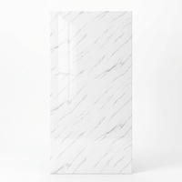 Panneau mural en PVC de style moderne 1220*2440*2mm pour la décoration intérieure de divertissement et de maison, revêtement UV, motif géométrique marbré