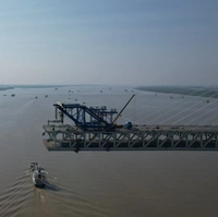 Puente de Acero de Alta Eficiencia y Durabilidad, Estructura de Arco Prefabricada con Protección Anticorrosión para la Construcción de Autopistas