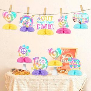 Décorations Tie Dye pour 10e anniversaire de filles, <span class=keywords><strong>8</strong></span> pièces, centres de table en nid d'abeille, thème arc-en-ciel rétro hippie, papier imperméable - Product Image 2